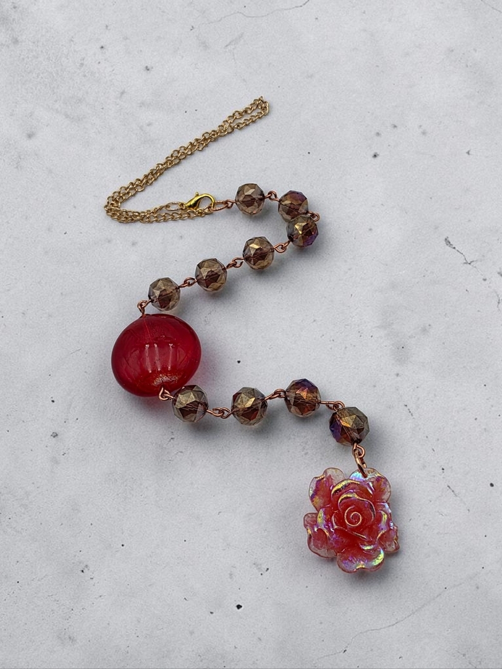 Handmade Red Rose Car Charm – Crystal Beaded Rearview Mirror Accessory